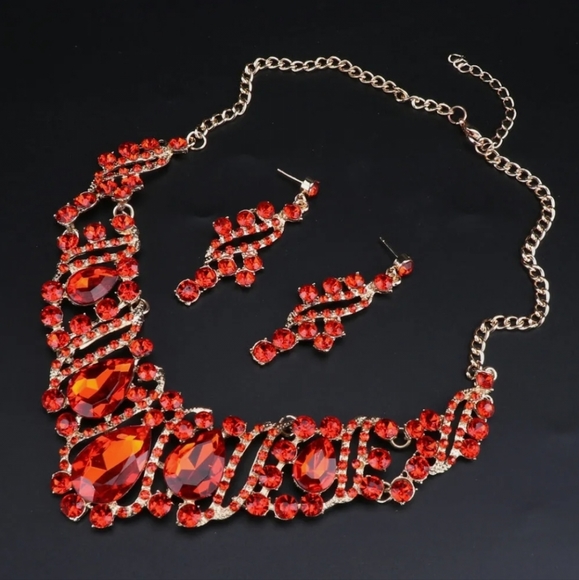 18K gold plated red and white crystal Necklace earrings set - Picture 5 of 12